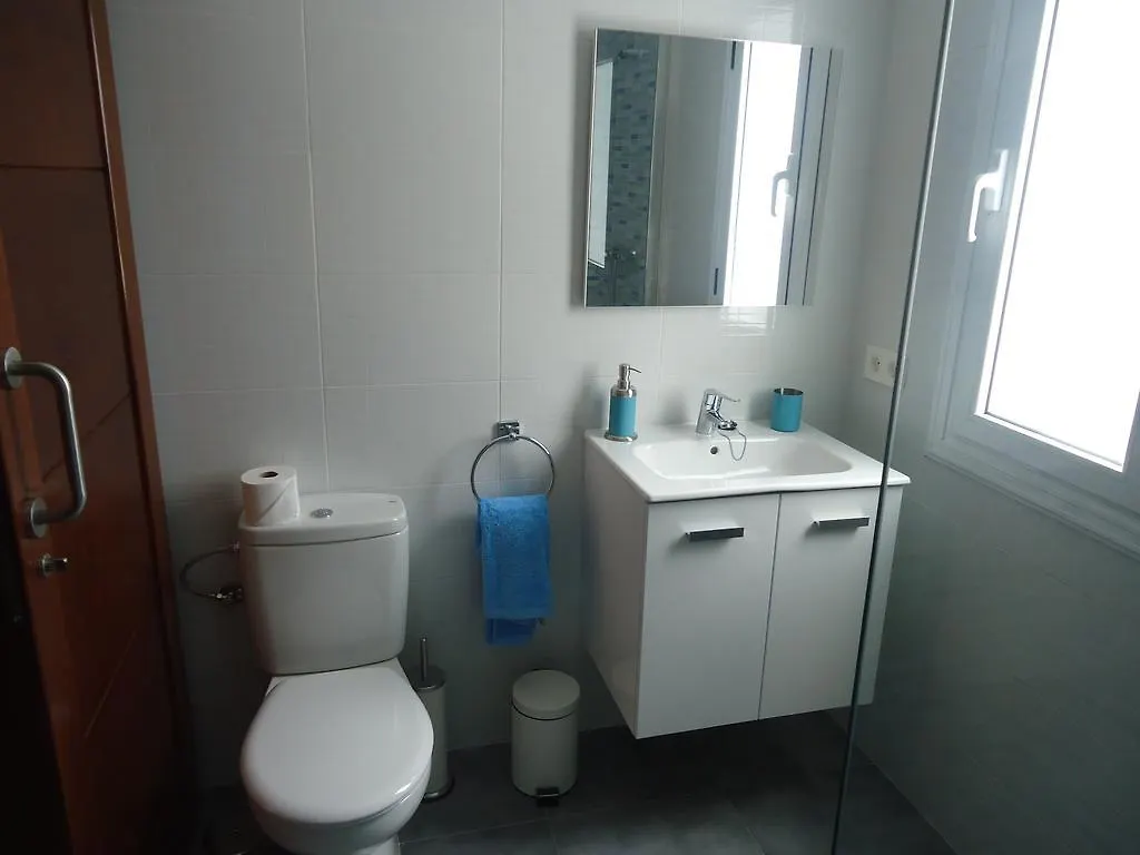 Apartamentos El Lago Arrieta  Arrieta (Lanzarote)