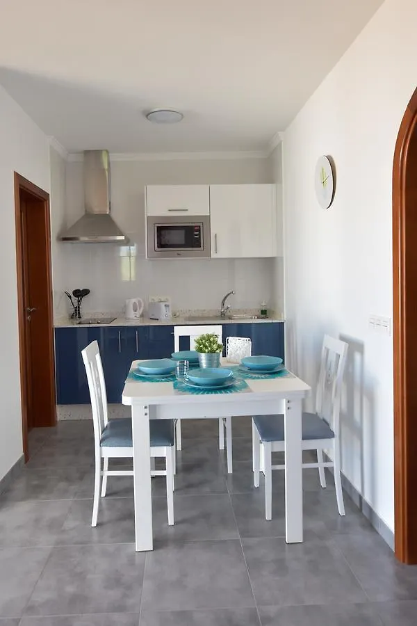 Apartamentos El Lago Arrieta